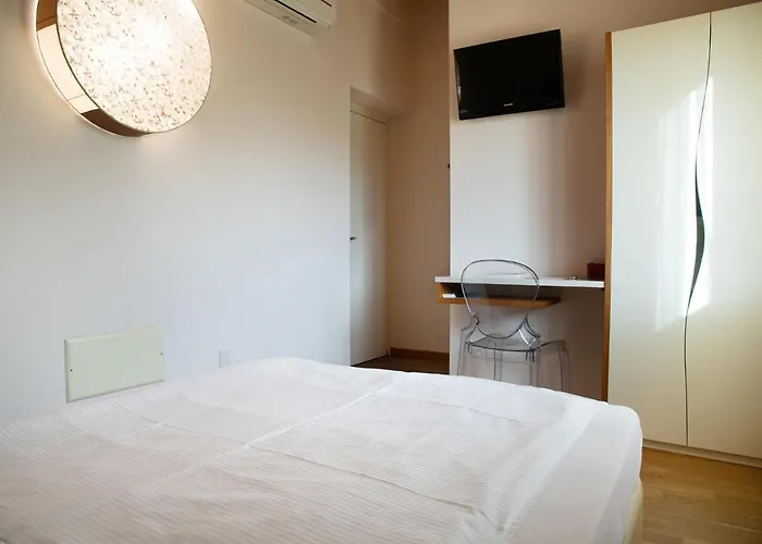 Via Verdi Bed & Breakfast 3*