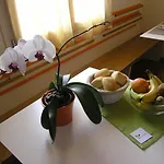 Via Verdi 3*