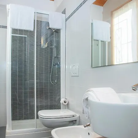 Via Verdi Panzió Vago