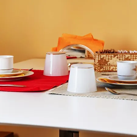 Via Verdi B&B Bed & Breakfast Vago